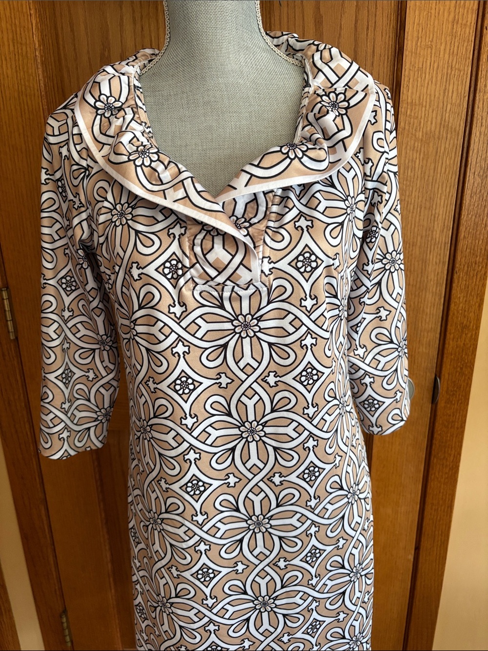 GRETCHEN SCOTT Stretch Ruffneck Dress Piazza Geometric LN Sz Small